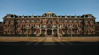 Building hotel The Manor Amsterdam