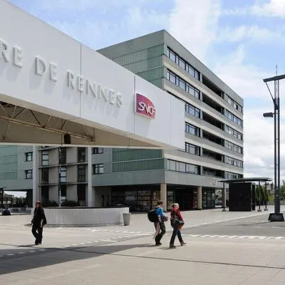 Building hotel Séjours & Affaires Bretagne Rennes