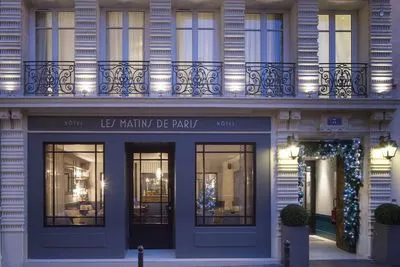 Building hotel Les Matins de Paris & Spa