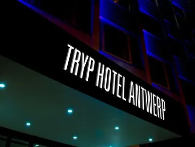 Hotel de construcción Tryp by Wyndham Antwerp
