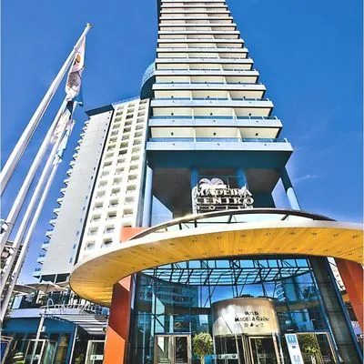 Building hotel Hotel Madeira Centro