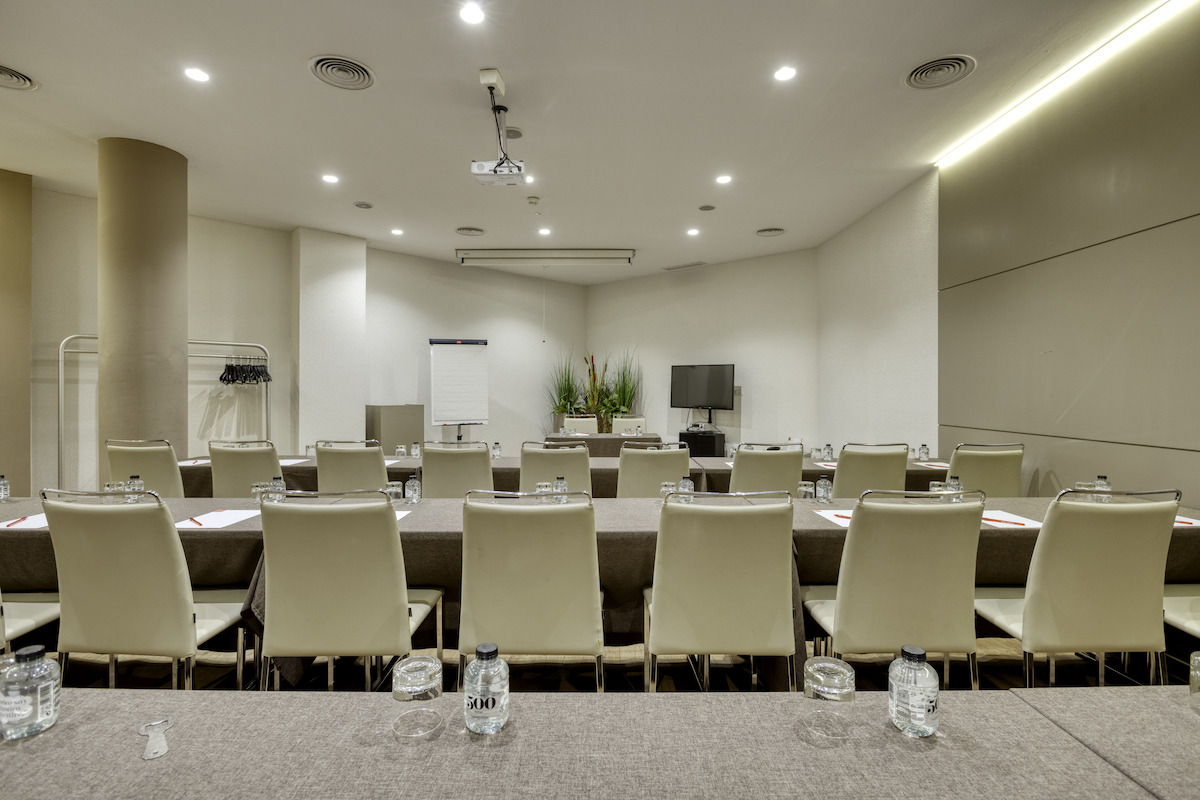 meeting_room