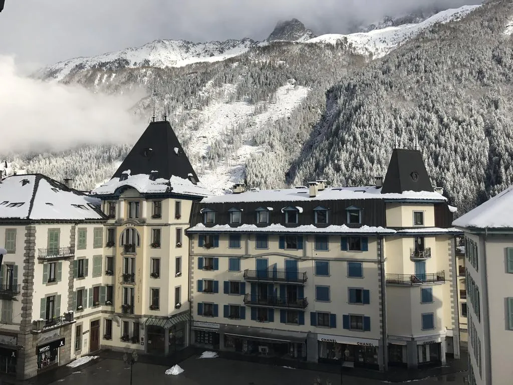 Building hotel Grand Hotel des Alpes