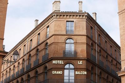 Building hotel Le Grand Balcon