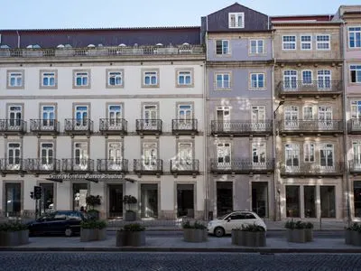Gebäude von Hotel Carris Porto Ribeira