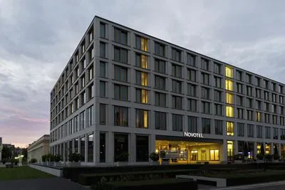 Building hotel Novotel Karlsruhe City