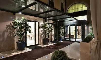 Building hotel Worldhotel Cristoforo Colombo