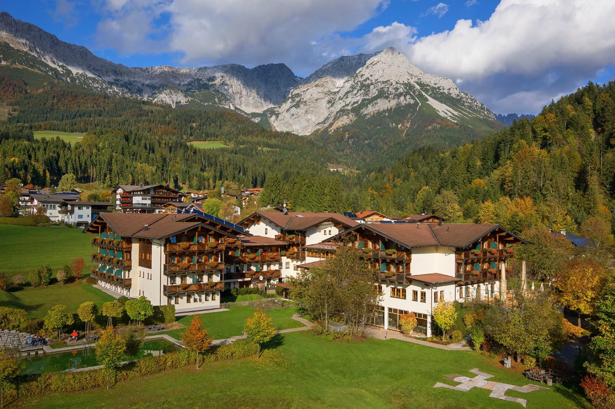 Building hotel Hotel Kaiser in Tirol