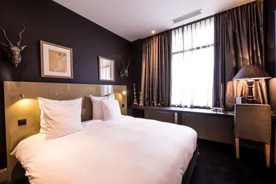 Building hotel Hotel Les Nuits