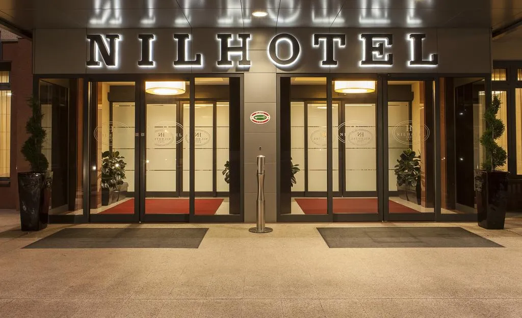 Building hotel Nilhotel