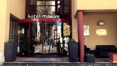 Hotel dell'edificio Hotel Maxim