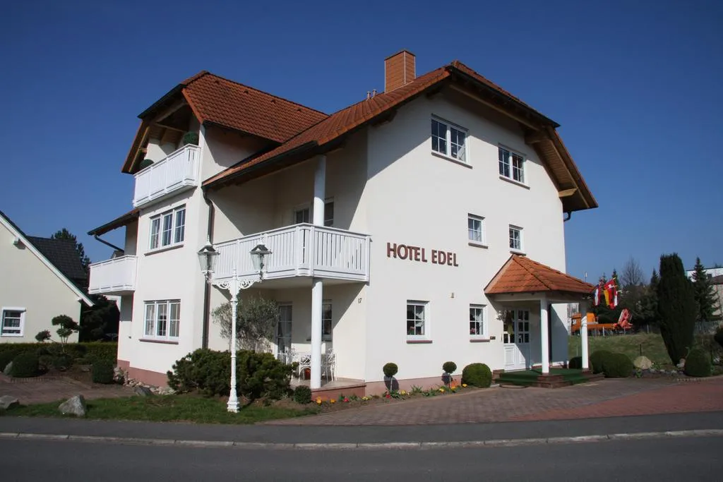 Building hotel Hotel Edel