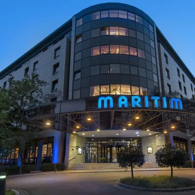 Building hotel Maritim Bremen