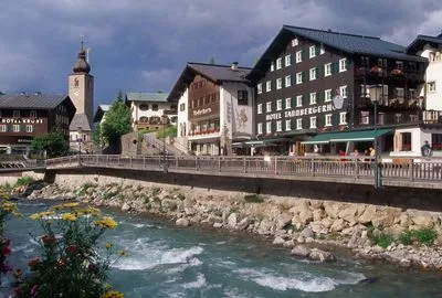 Building hotel Hotel Tannbergerhof