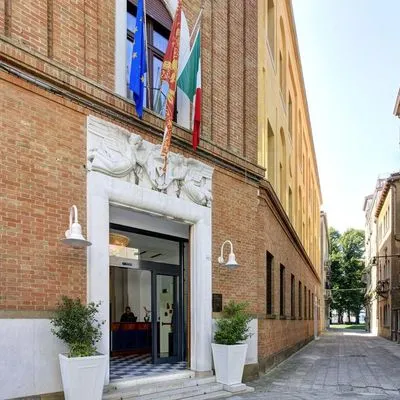 Building hotel Hotel Indigo Venice - Sant'Elena