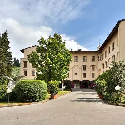 Building hotel Villa Neroli