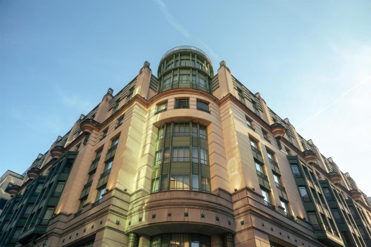 Building hotel Radisson Blu Royal Hotel Brussels