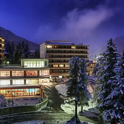 Building hotel Sunstar Hotel Davos