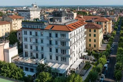Gebäude von Hotel Montecatini Palace