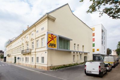 Building hotel JUFA Wien City