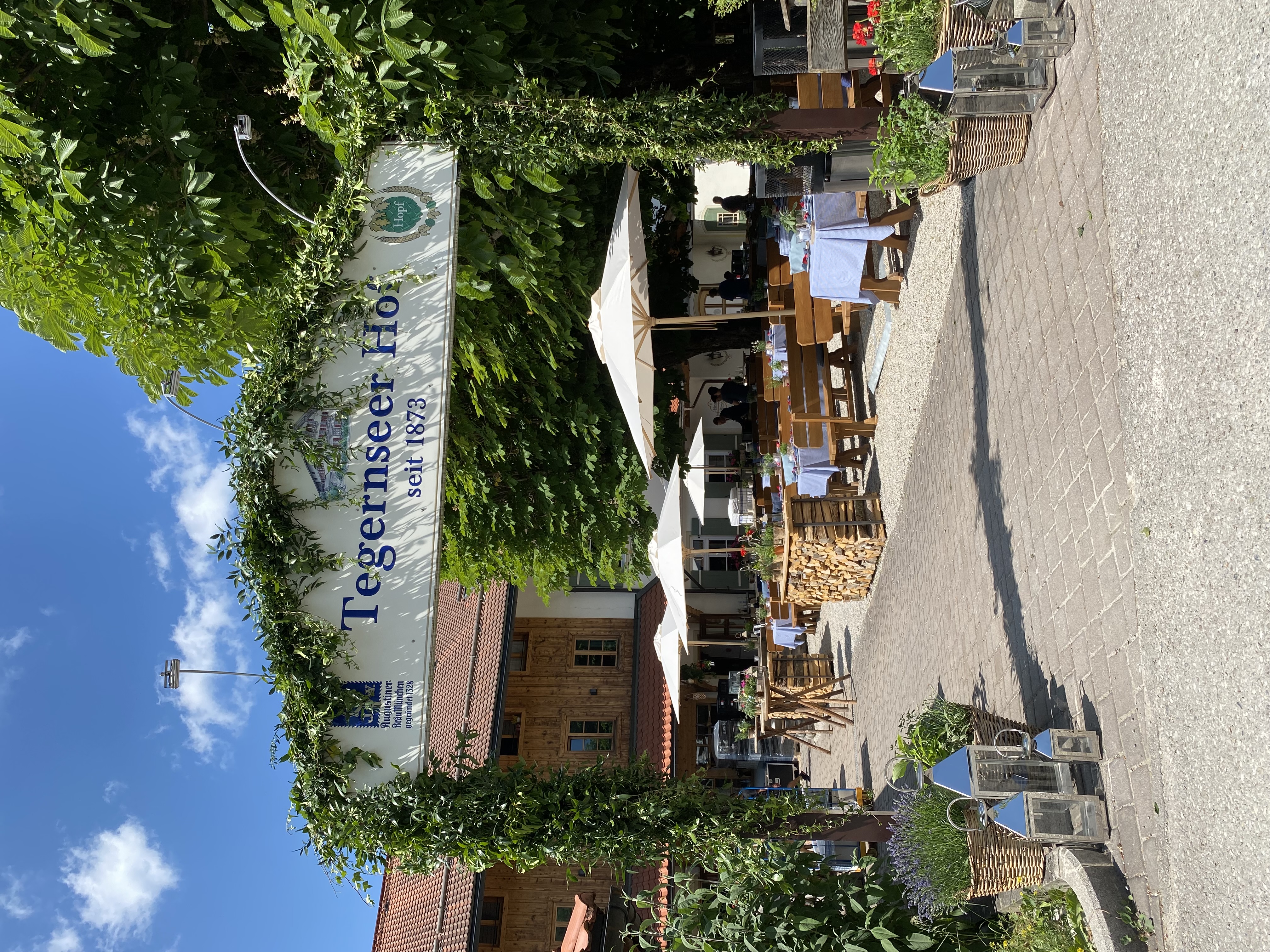 Building hotel Hotel Tegernseer Hof