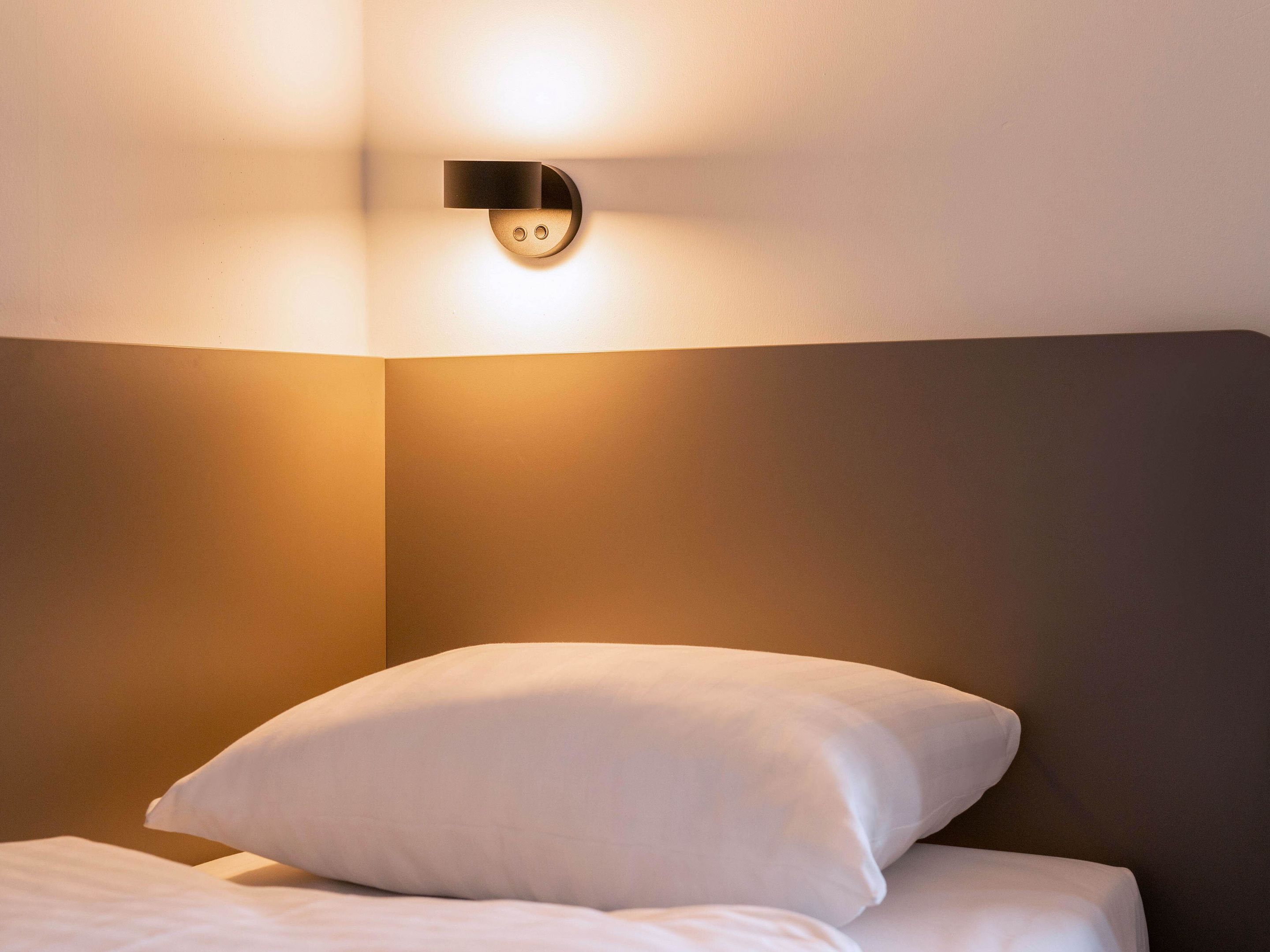 Building hotel B&B HOTEL Prague-City