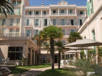 Building hotel Vacances Bleues Balmoral