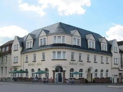 Gebäude von Bahnhof-Hotel Saarlouis