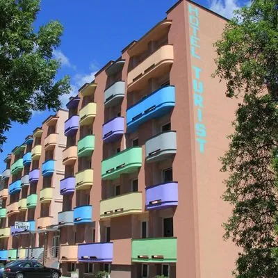 Building hotel Hotel Turist