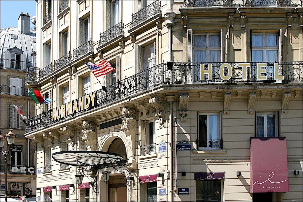 Building hotel Hotel Normandy