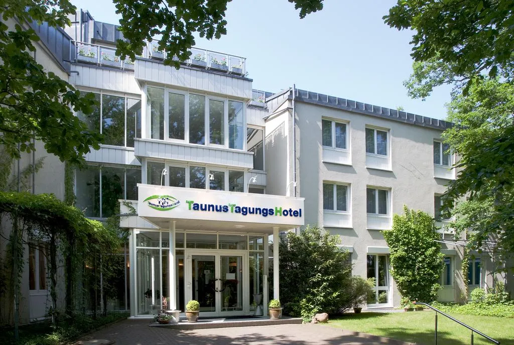 Building hotel TaunusTagungsHotel