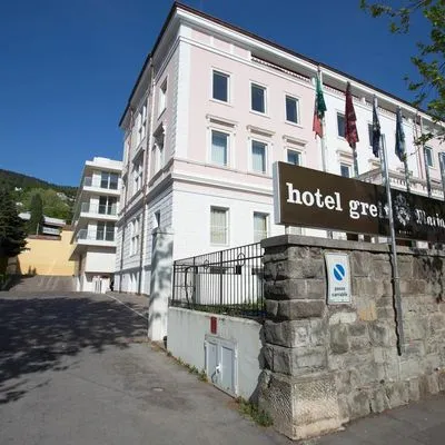 Building hotel Hotel Greif Maria Theresia