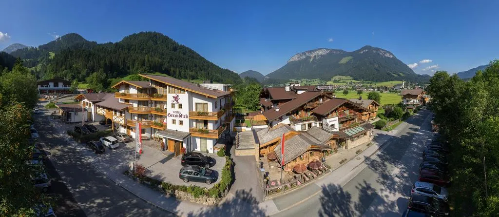 Building hotel Hotel Hexenalm
