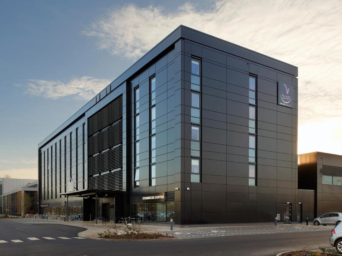 Building hotel Village Hotel Edinburgh