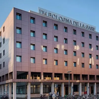 Building hotel NH Bologna de la Gare