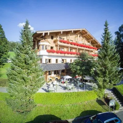 Building hotel Alpenhotel Kitzbühel