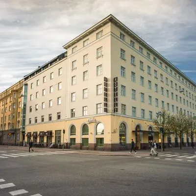 Building hotel Hotel Helka