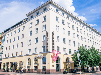 Building hotel Hotel Helka