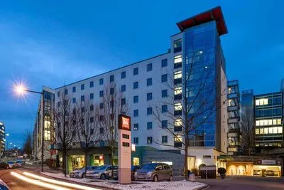 Building hotel ibis Stuttgart City