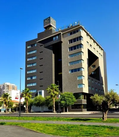 Gebäude von AC Hotel Alicante by Marriott