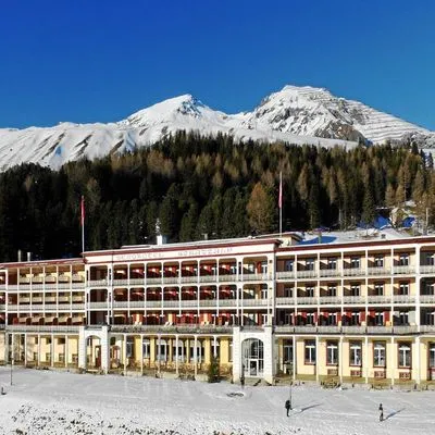 Building hotel Berghotel Schatzalp