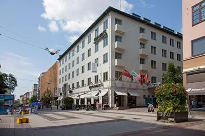 Building hotel Scandic Plaza Turku