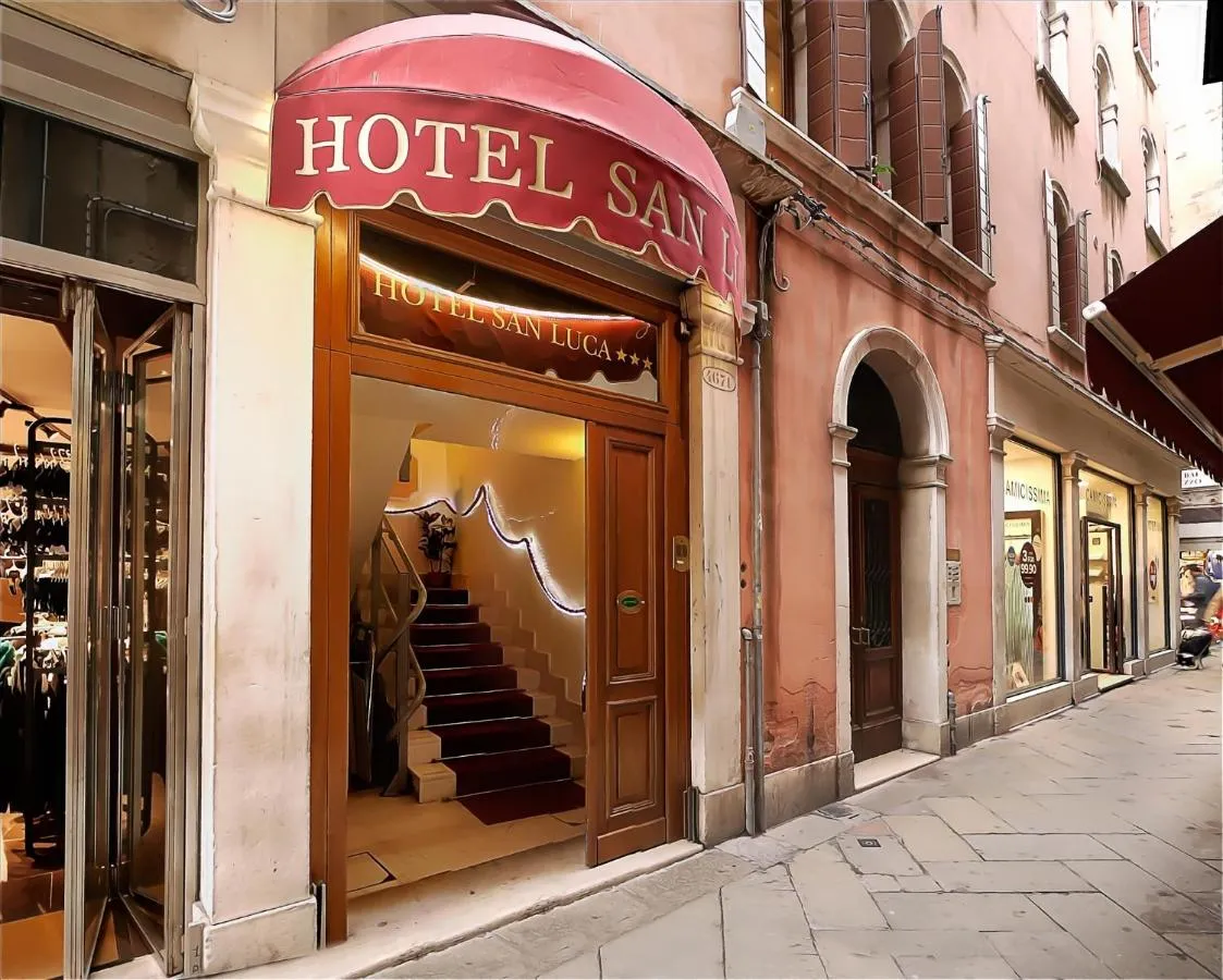 Building hotel Hotel San Luca Venezia
