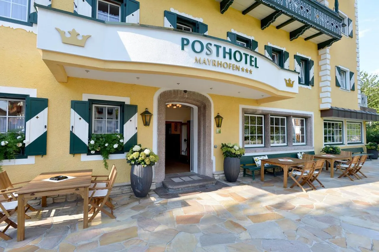 Building hotel Posthotel Mayrhofen