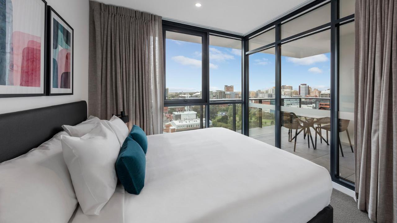 Building hotel Avani Adelaide Residences