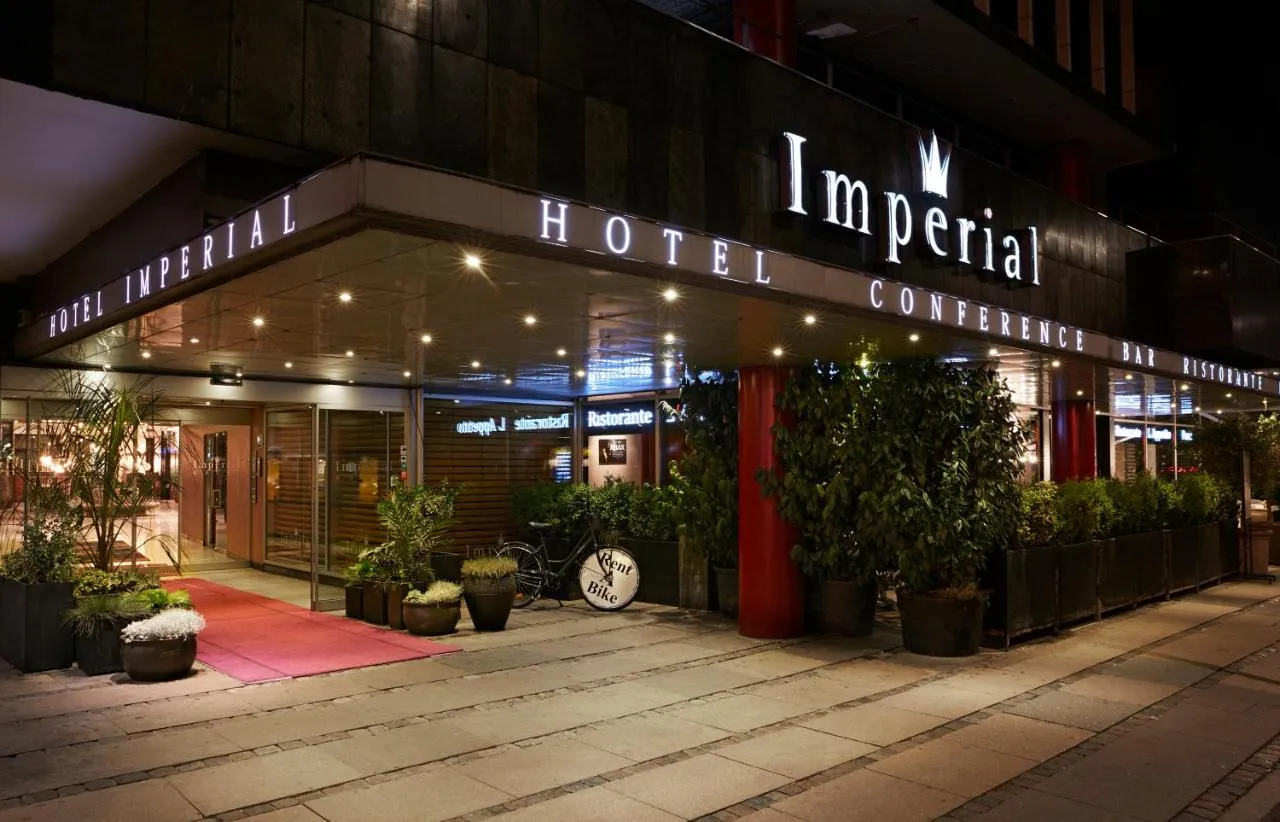 Building hotel Imperial Hotel