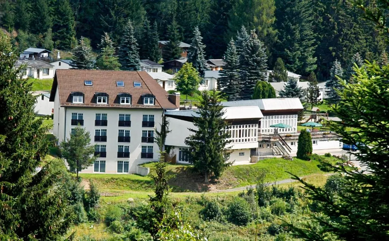 Building hotel Waldhotel-Feldbachtal