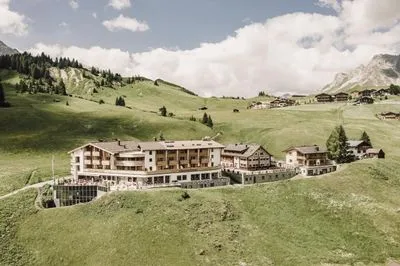 Gebäude von Hotel Goldener Berg