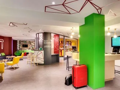 Building hotel Hotel ibis Styles Nantes Centre Gare