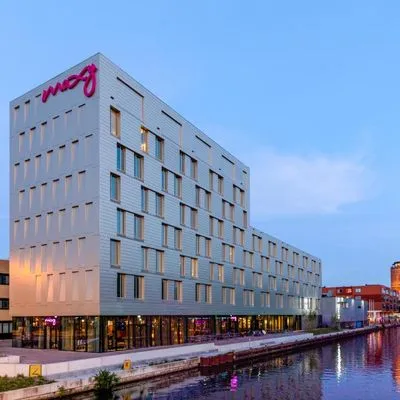 Building hotel Moxy Utrecht